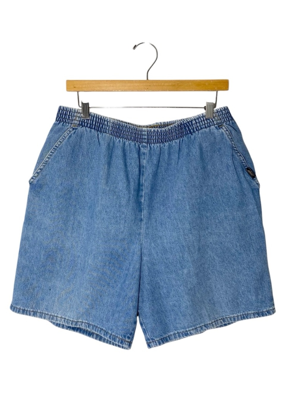 VINTAGE VF JEANSWEAR WRANGLER Mom Jean Shorts